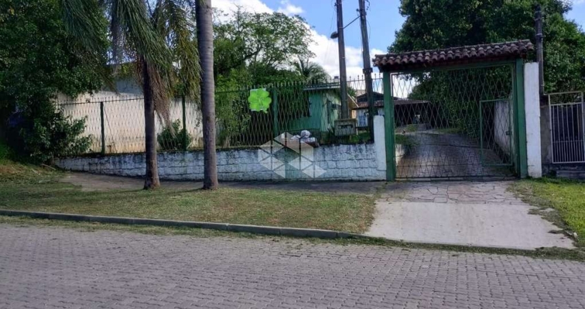 Terreno 15 x 98 com 2 casas e piscina - Santa isabel