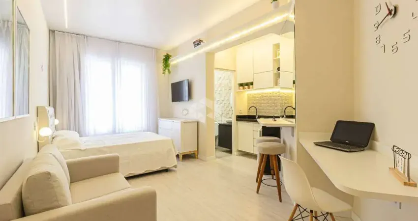 Vendo Apto. Mobiliado no Centro Histórico