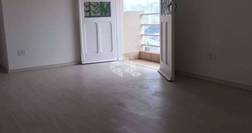 COMPRE JA ALUGADO Vendo Apto. Bela Vista