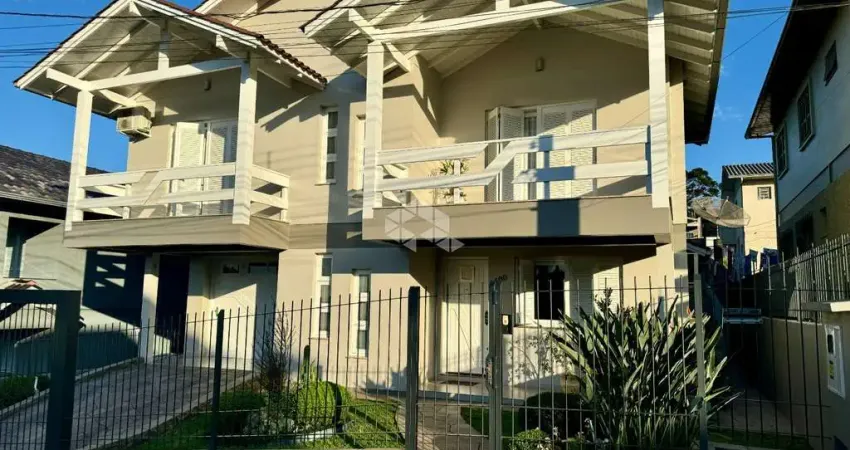 CASA AMPLA  NA PONTE SECA COM SISTEMA DE ENERGIA SOLAR INSTALADO.