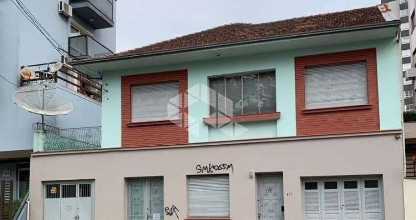 Casa/Terreno na Cidade Alta com 03 dormitórios