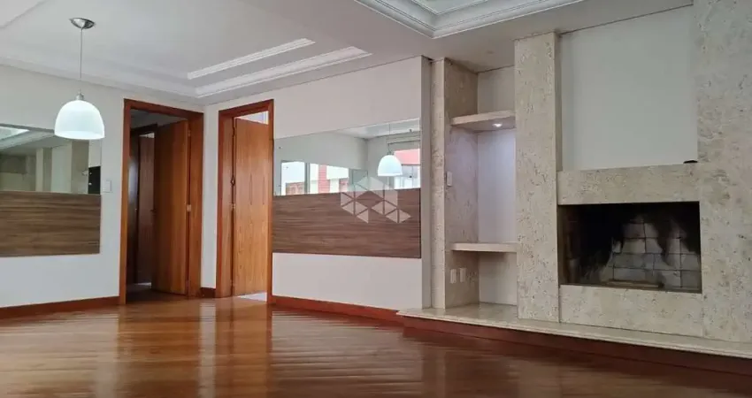 Apartamento semi mobiliado no centro com 03 dormitórios/ quartos, 03 banheiros, 01 sendo suíte