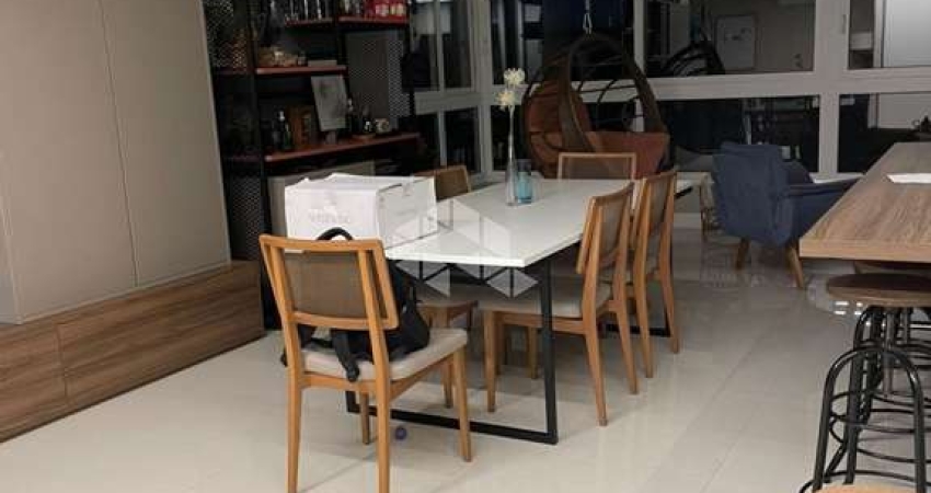 Luxo com 03 suítes