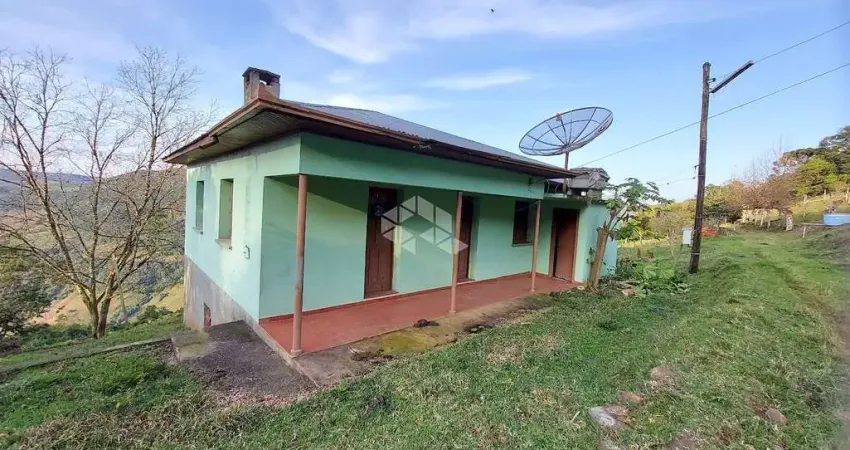 Chácara / sítio com 1 quarto à venda na Linha Santa Barbara, 11, Centro, Monte Belo do Sul