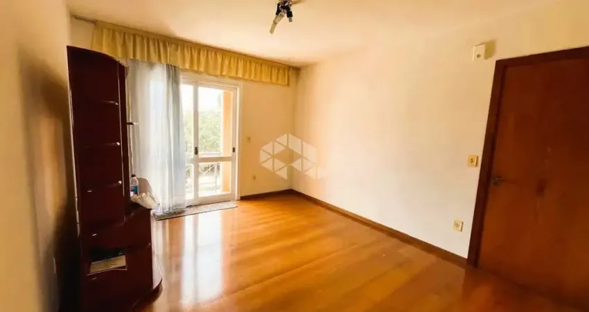 Cobertura Duplex 3 dormitórios (1 suíte) a 2 minutos da Prefeitura.
