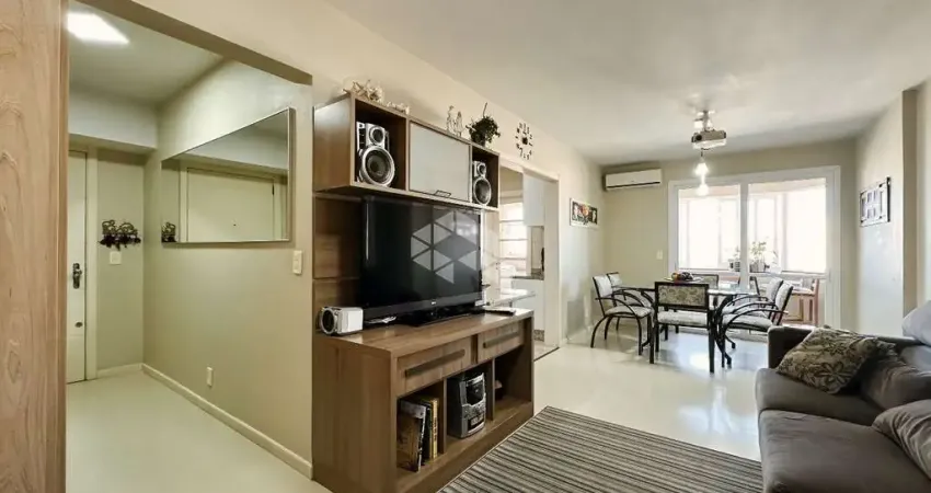 Amplo Apartamento mobiliado, 03 dormitórios (1suíte) no bairro Botafogo !