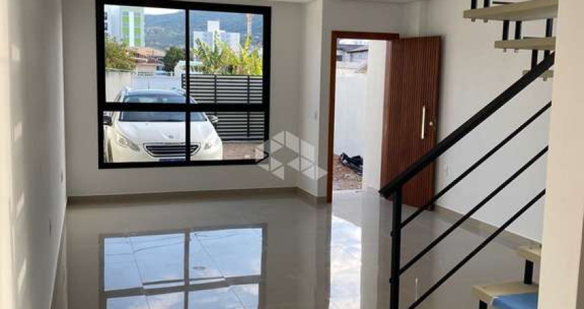 Casa com 2 quartos à venda na Rua Pedro Paulo de Souza, 32, Rio Caveiras, Biguaçu