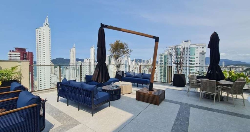 Apartamento com 4 quartos/dormitórios no bairro Centro, em Balneário Camboriú - SC