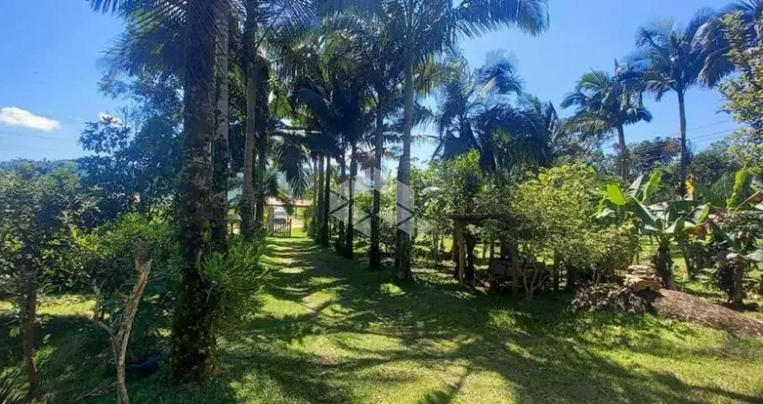 Chácara / sítio com 3 quartos à venda na Rua Getúlio Vargas, 1, Fazenda, Biguaçu