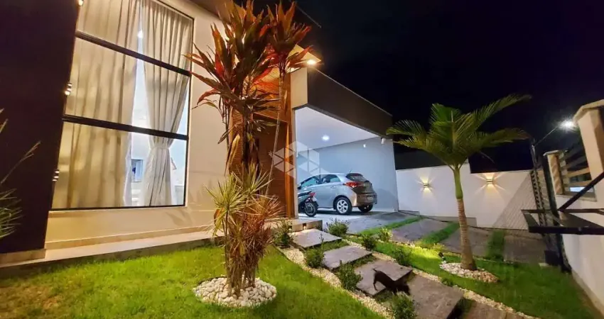 Casa com 3 quartos/dormitórios (sendo 1 suíte) no bairro Bela Vista, em Palhoça - SC