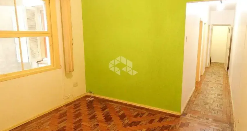 Apartamento de 2 dormitórios, no coração do bairro Bom Fim
