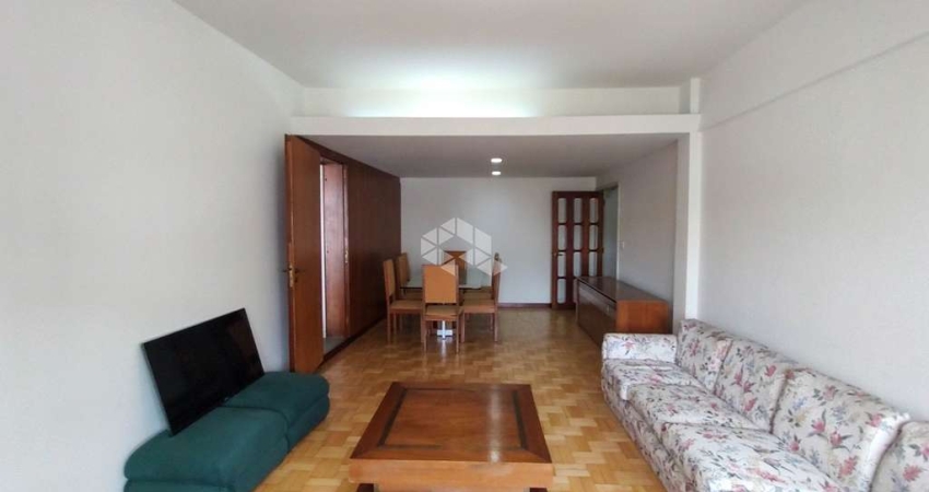 Apto 3 dorms com suíte e 2 vagas de garagem no coração do Bom Fim