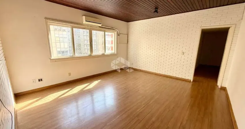 Apartamento de 3 dormitórios, 1 suíte e 1 vaga  bairro independência em porto alegre/rs.