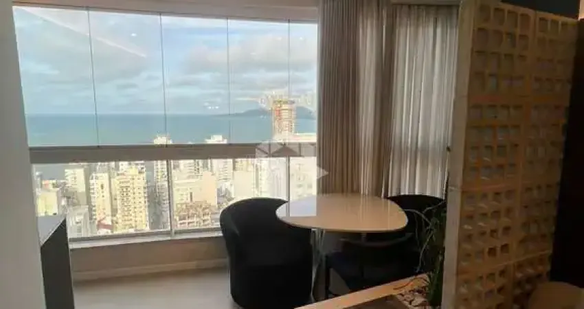 Apartamento com três suites vista mar mobiliado na meia praia/itapema sc