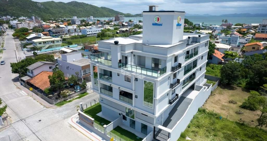 Apartamento Garden  com dois quartos no Canto Grande Bombinhas SC