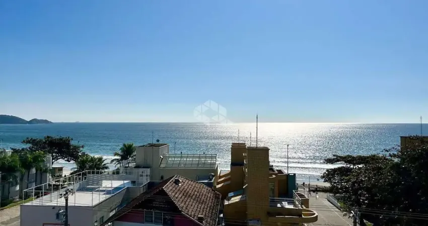 Apartamento com tres quartos e vista mar em bombas , bombinhas sc