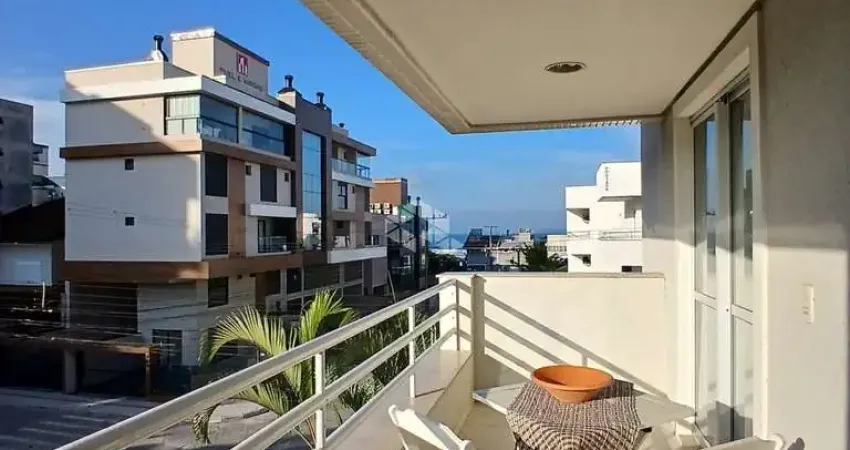 Apartamento a poucos passos do mar  no Mariscal em Bombinhas SC