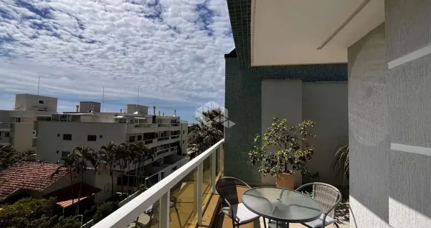 Cobertura duplex com três suítes na praia de mariscal, bombinhas sc