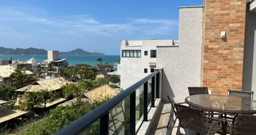 Cobertura duplex com três suítes no canto grande em bombinhas sc