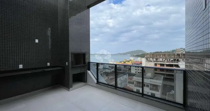 Cobertura duplex com tres suites e vista mar em bombas, bombinhas sc