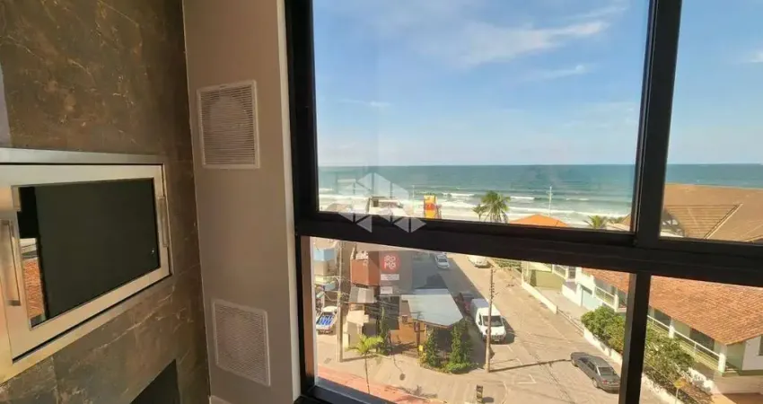 Apartamento frente mar com três suítes em bombas bombinhas sc