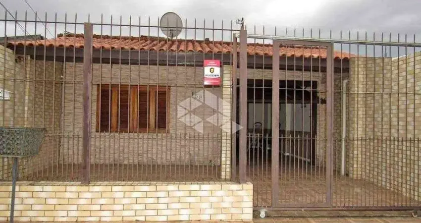 Casa com 2 quartos à venda na Doze De Outubro, 158, Cidade Verde, Eldorado do Sul