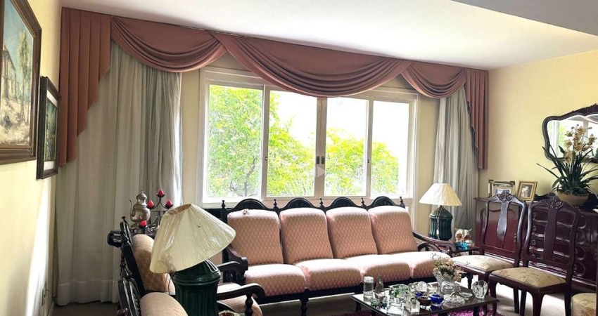 Apartamento 3 dormitórios,1 vaga,113 m² Privativos, Bairro Auxiliadora, Porto Alegre - RS