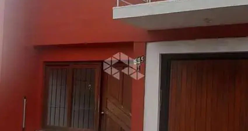 Casa com 03 dormitórios à venda no bairro pinheiro machado, em santa maria.