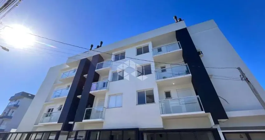Apartamento com 01 dormitório e garagem à venda no bairro Camobi, ao lado da UFSM em Santa Maria