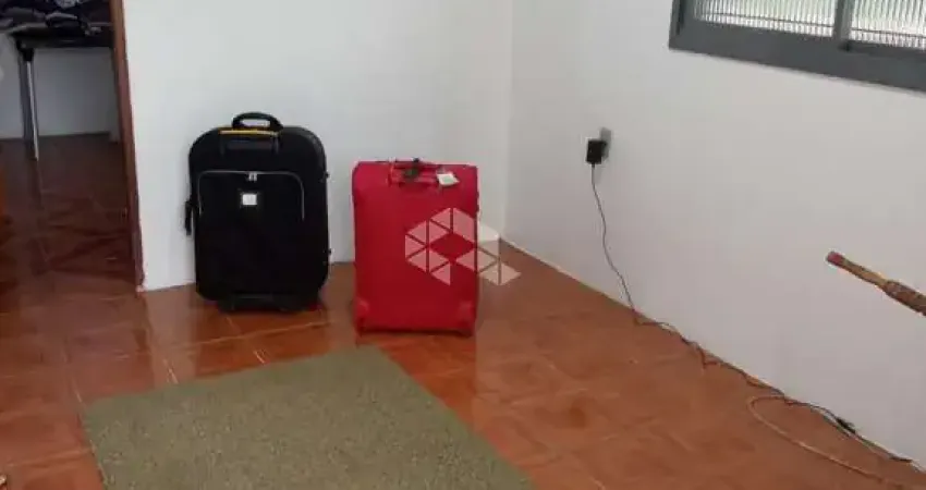 Casa com 05 quartos e 03 banheiros à venda em Camobi em Santa Maria