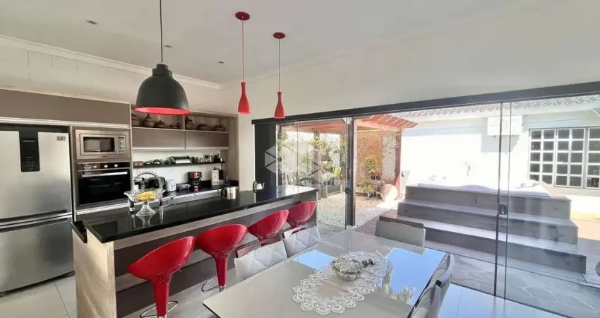 Casa à venda com 3 quartos em Camobi, Santa Maria - RS