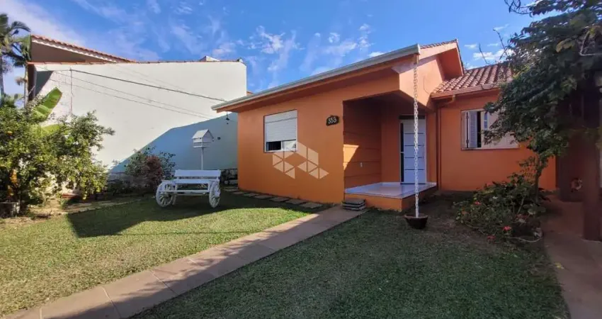 Duas casas em um lote com 3 quartos, suíte à venda no bairro camobi em santa maria