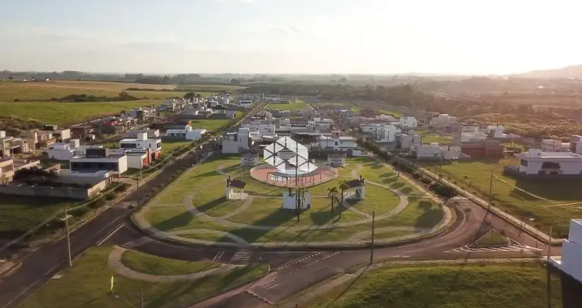 Terreno no Condomínio Cidade Universitária Eco Village à venda de 427m² no Bairro Camobi em Santa Maria - RS