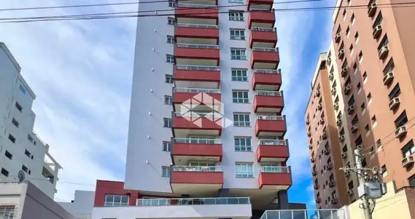 APARTAMENTO ALTO PADRÃO COM 3 DORMITÓRIOS E 2 VAGAS À VENDA NO BAIRRO NOSSA SENHORA MEDIANEIRA EM SANTA MARIA
