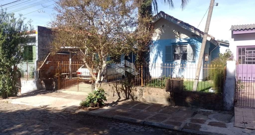 Casa com 02 quartos à venda no Bairro Nova Santa Marta em Santa Maria