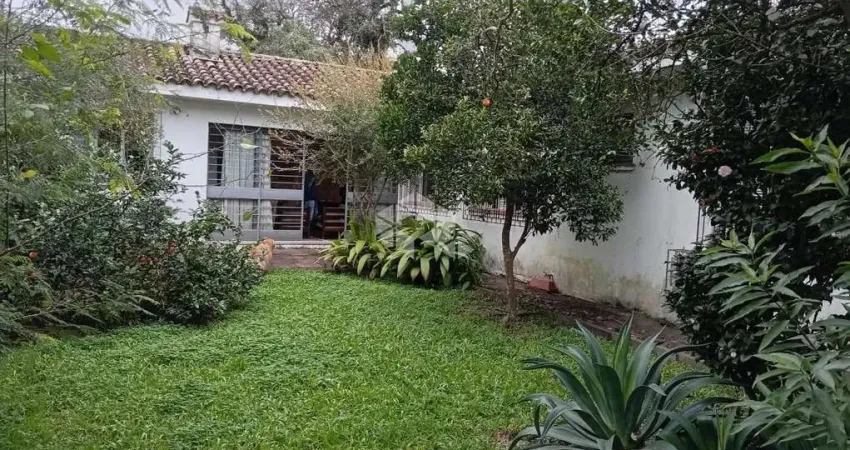 Casa com 4 quartos e uma suite a venda no bairro Nossa Senhora de Lourdes em Santa Maria