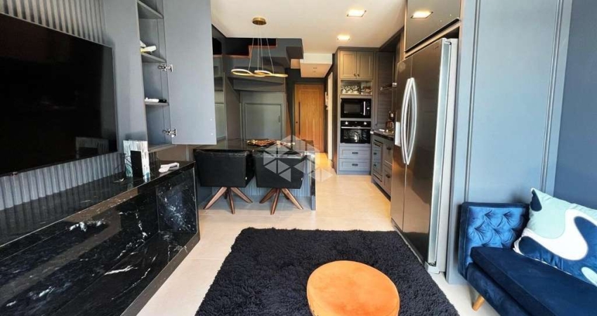 Apartamento no Centro de Canela mobiliado com 1 suíte