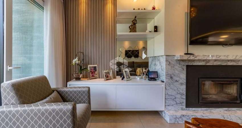 Casa de Alto Padrão com 04 dormitórios no Condominio Residencial Altos Pinheiros - Canela - RS