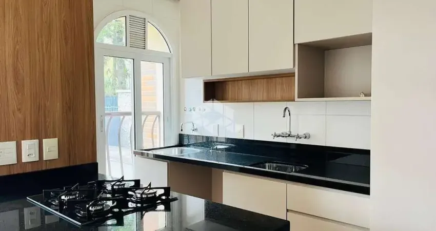 Apartamento Semimobiliado com 2 dormitórios a 1 quadra da Catedral de Canela