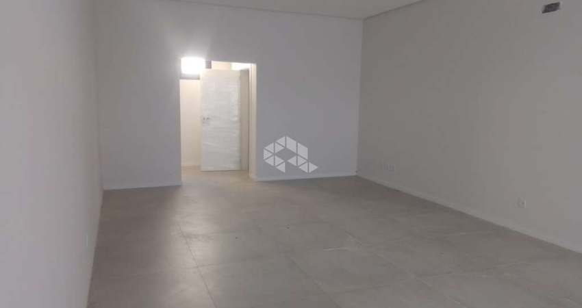 Sala comercial, localizada no Lê monde , centro a 200 metros da Catedral de Pedras.