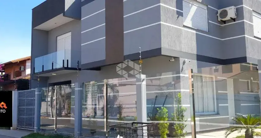 Sobrado com 3 dormitórios perto da ULBRA