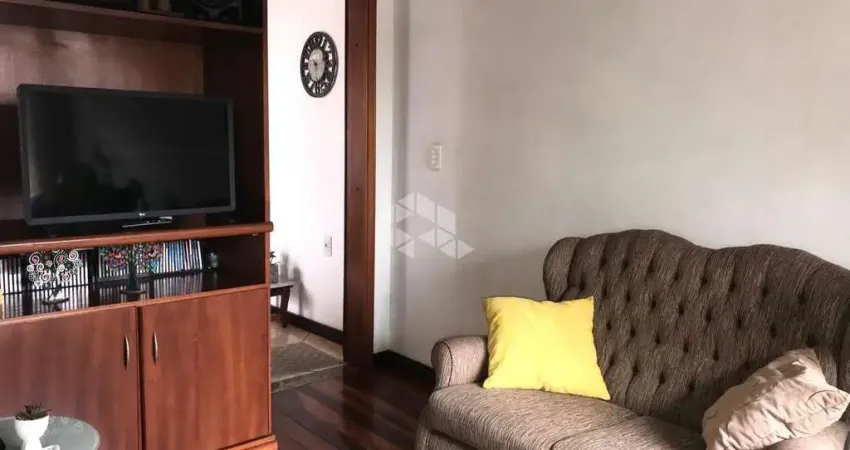 Casa de 4 quartos no Marechal Rondon em Canoas