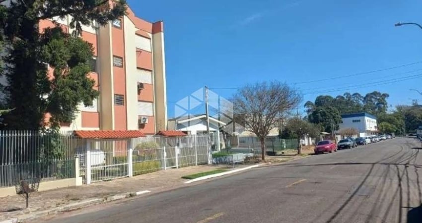 Apartamento com 2 dormitórios,  uma vaga garagem coberta,  no Centro de Esteio.