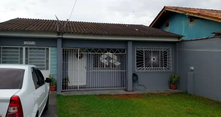 Casa 3 dormitórios em Gravataí parada 63 com terreno de 10 X 30