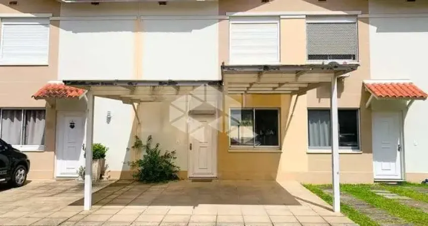 Casa em condomínio á venda , de 2 dormitórios, semi mobiliado,pátio nos fundos . Aceita FGTS e financiamento , ao lado  Park Shopping.