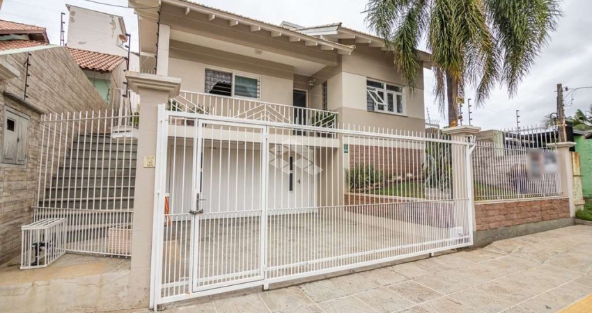 Casa sobrado, com 145.00 m², 3 dormitórios, 3 banheiros 1 suíte, 2 Vagas coberta, bairro São José em canoas, aceita financiamento e FGTS.