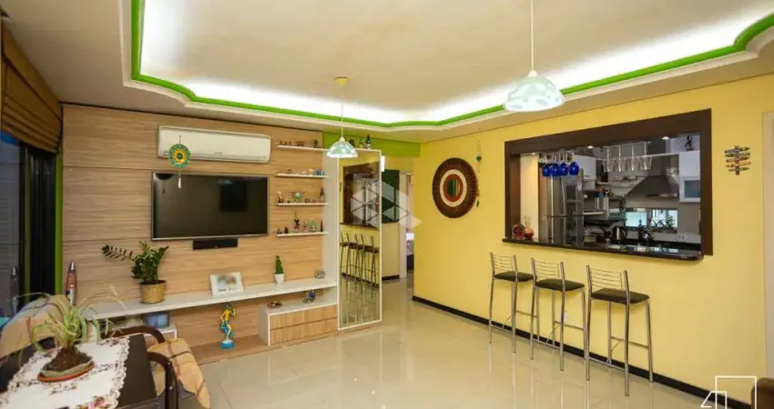 Apartamento 2 dormitórios, dependência, banheiro social, lavabo, no Centro, Canoas.