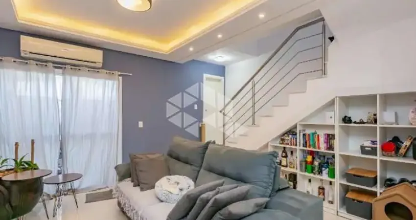 Casa/Sobrado com 2 dormitórios, sendo duas suítes, 81m² privativos, com vaga para 2 carros, no Bairro Igara, em Canoas - RS. Aceita Financiamento.