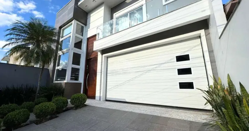 Casa mobiliada com 3 dormitórios, 2 suítes, vaga coberta para 2 veículos, no Bairo Estância Velha, na cidade de Canoas. Aceita Financiamento bancário.