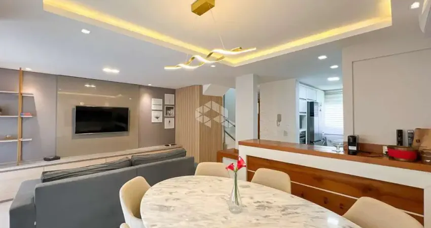 Casa Mobiliada de 3 dormitórios sendo 1 suíte e 2 vagas de garagem ao lado do Park Shopping Canoas